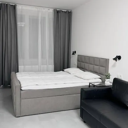 New Modern Large Apartment In New Town 3Bdr Prague Exterior photo